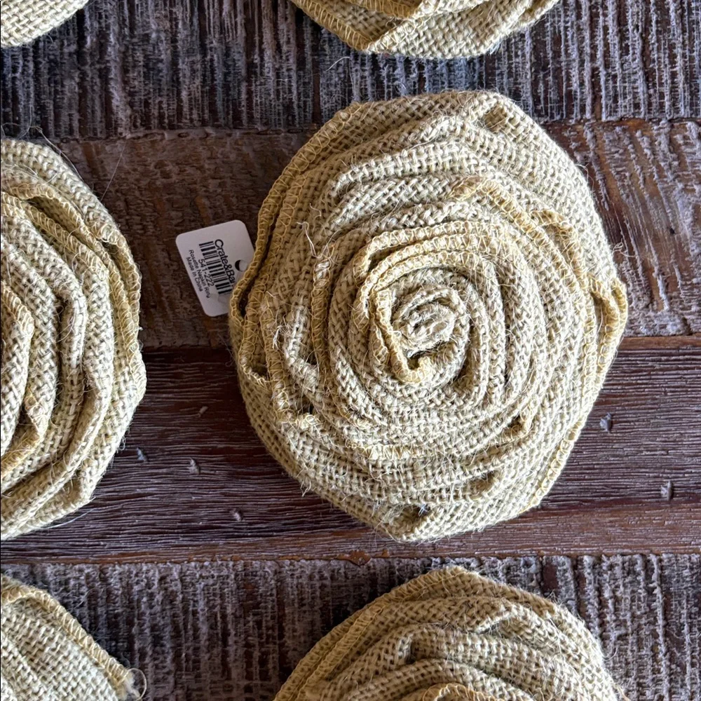 NWT Crate&Barrel Burlap Rosette Napkin Rings